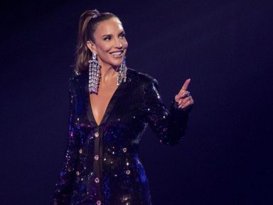 Após intestino entupido, Bolsonaro solta fake news contra Ivete Sangalo