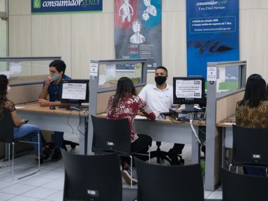 64,3% negociam dívidas e voltam a atrasar contas