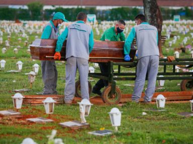 Brasil registra 799 mortes por Covid-19, o maior número desde setembro de 2021