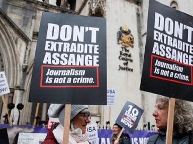 Assange levará caso de extradição dos EUA à Suprema Corte britânica