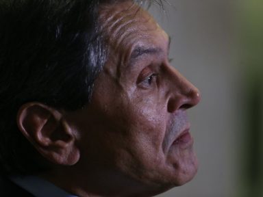 Preso, Jefferson “demite” a presidente do PTB, que nega ter pedido demissão