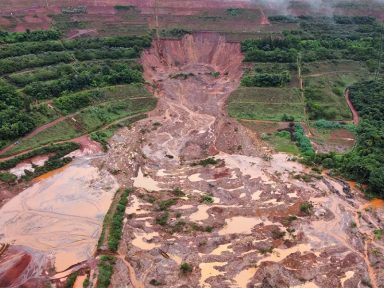 Governo Zema fez “licenciamento expresso” de estrutura da Vallourec que cedeu em MG