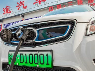 China amplia rede de recarga para atender 20 milhões de carros elétricos até 2025