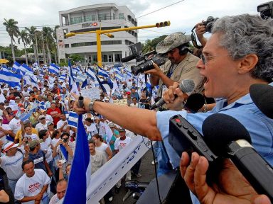 Nicarágua: juiz orteguista condena comandante da luta contra ditadura de Somoza