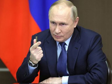 Putin: “Pergunte às pessoas no Oriente Médio se a Otan é uma aliança estritamente ‘defensiva’”
