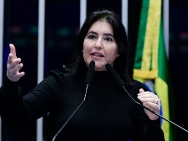 “Governo Bolsonaro foi doloso e criminoso no atraso das vacinas”, diz Simone Tebet