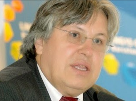 “Ainda bem que o povo vai poder demitir o presidente no fim do ano”, diz Ildo Sauer