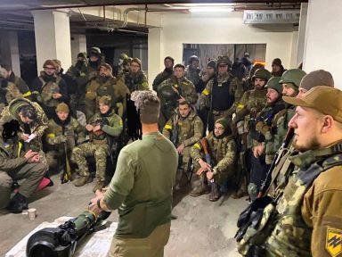 Otan entrega armas antitanque a neonazistas na Ucrânia