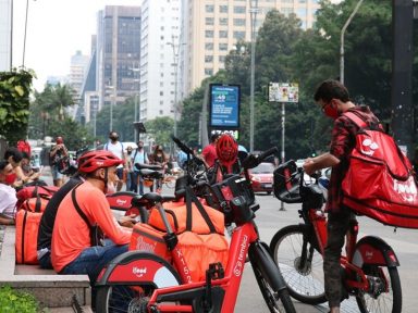 Motoristas de aplicativos convocam paralisação nesta terça por aumento na remuneração