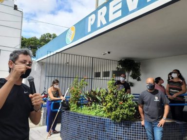 Greve no INSS por reajuste entra na segunda semana com mobilização em 23 estados