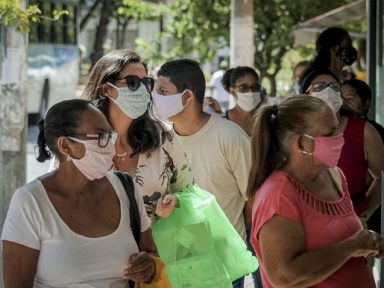 Desigualdade salarial cresce em 2021 e mulheres recebem 20,5% a menos do que homens