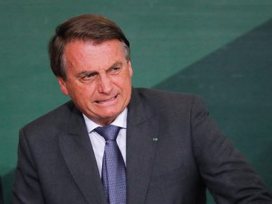 Com medo das urnas, cínico mente para posar de opositor ao seu próprio governo