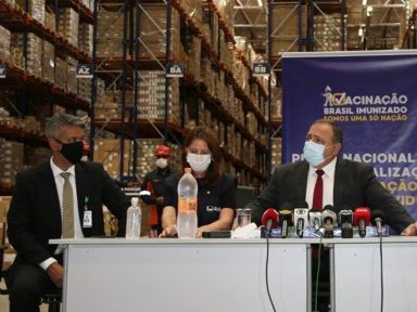 Auditores do TCU descobrem fraudes e apontam que Saúde pagou à VTCLog por vôos não realizados