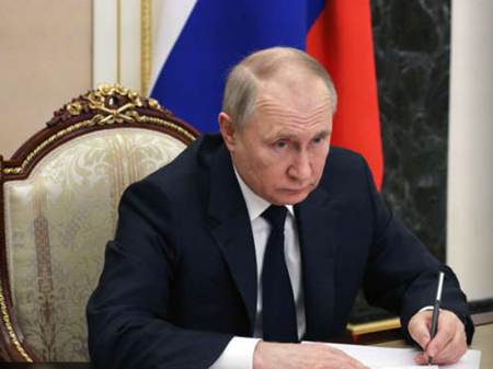 “Moscou resolverá seus problemas e emergirá mais forte”, diz Vladimir Putin