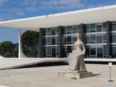 Em carta ao STF, aposentados denunciam ação do governo para barrar revisão da vida toda