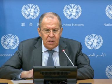 Lavrov: “É inadmissível que EUA tenha armas nucleares na Europa”