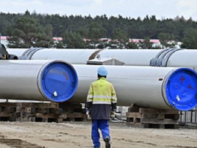 China: ‘União Europeia dá tiro no pé ao aderir a sanções dos EUA contra Rússia’