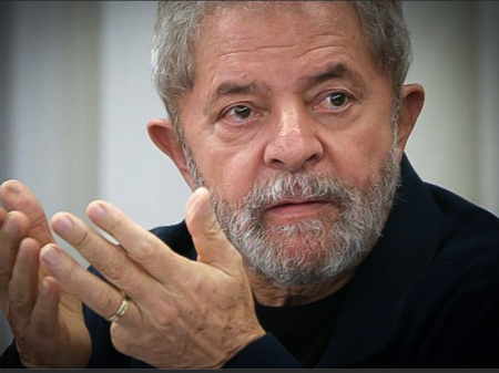 “Não há razão técnica para internacionalizar o preço dos combustíveis”, diz Lula