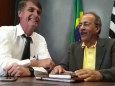 Até senador flagrado com R$ 30 mil nas nádegas assinou “CPI fake” de Bolsonaro