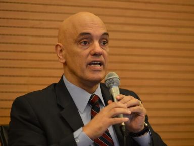 PF ouvirá Daniel Silveira em 15 dias sobre recusa a usar tornozeleira, decide Moraes