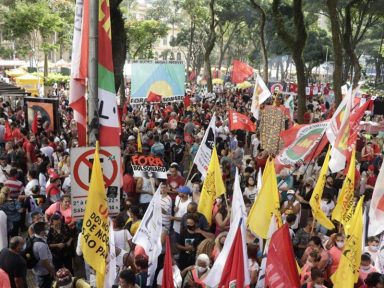 Manifestantes denunciam alta de preços e desemprego em atos por “Bolsonaro Nunca Mais”