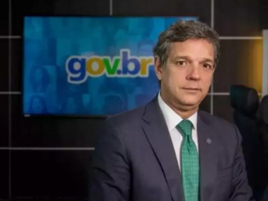 Cotado para Petrobrás é acusado de abusar do cargo