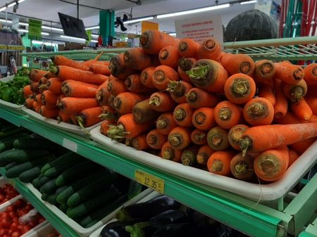 Bolsonaro não poupa nem a cenoura: alta de 166%