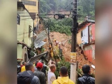 Temporais deixam mortos e desaparecidos em Angra e Paraty, no Rio de Janeiro