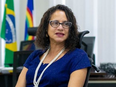 Luciana Santos, presidente do PCdoB, defende diálogo com Doria