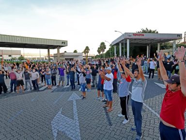 Metalúrgicos da Toyota se mobilizam em defesa de empregos e garantem negociação na Justiça