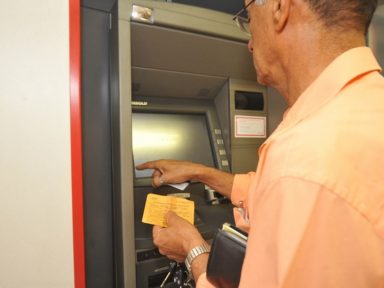 Bancos ameaçam encarecer ainda mais o crédito
