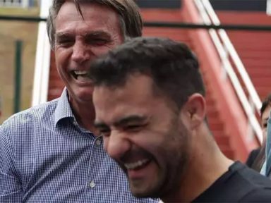 Eleito na onda bolsonarista, Mamãe Falei renuncia ao mandato de deputado em SP