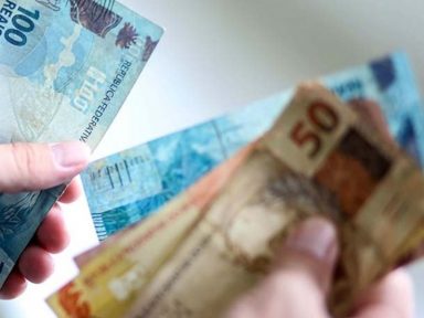 92% dos acordos coletivos fechados em abril não tiveram ganho real, aponta Dieese