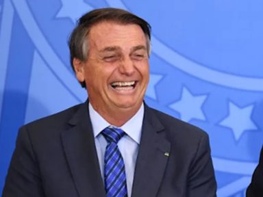 “Mito” comemora o morticínio de 25 pessoas na Vila Cruzeiro