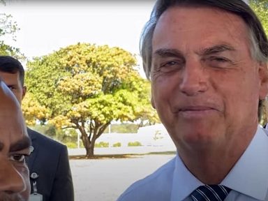Bolsonaro trata negro como animal na véspera do 13 de Maio