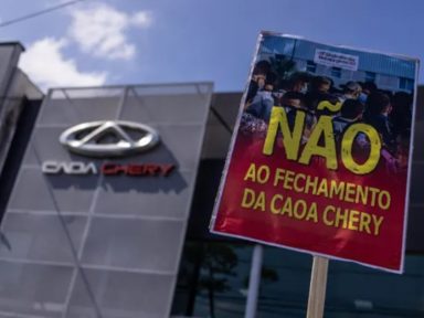 Centrais repudiam demissões na Caoa e manifestam apoio aos metalúrgicos de Jacareí