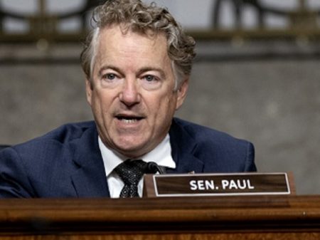 Senador Rand Paul condena dinheirama “descontrolada” de Biden para a Ucrânia
