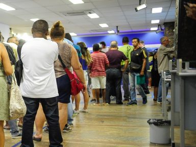 62 milhões não conseguem pagar suas contas