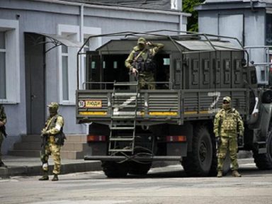 Segue desnazificação do Donbass: Liman é libertada e porto de Mariupol volta a operar