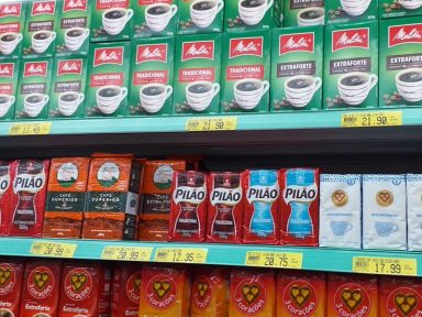 Vendas nos supermercados caem em março, diz IBGE