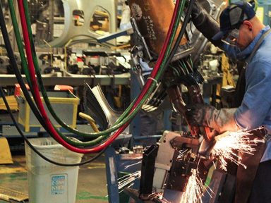 Produção industrial em SP acumula queda de 3,7%