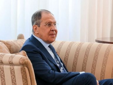 “Roubar ativos estrangeiros está se tornando hábito” para o Ocidente, assinala Lavrov