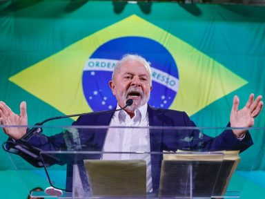 Lula diz que em seu governo haverá “responsabilidade social” e não “teto de gastos”