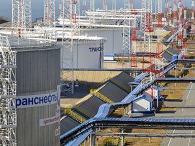 Ásia supera Europa como principal comprador de petróleo russo, revela Bloomberg