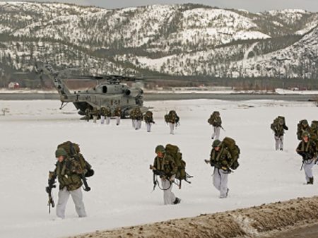Suécia e Finlândia se curvam à Otan, rompem neutralidade e aderem à Guerra Fria de Washington