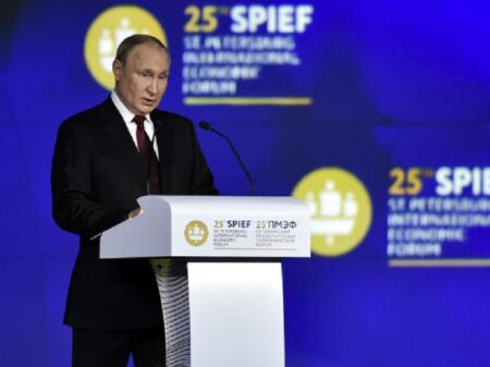 “Era da ordem mundial unipolar chegou ao fim”, declara Putin