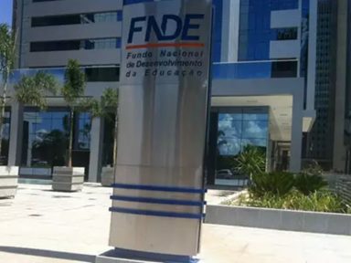 CGU aponta sobrepreço de R$ 1,59 bi em pregão do FNDE, dirigido por aliado de Bolsonaro