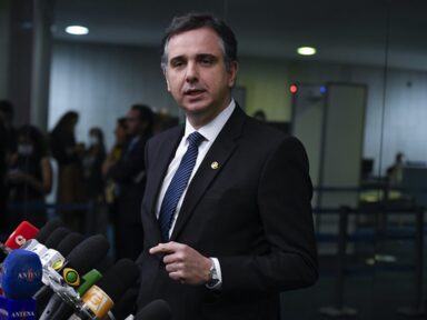 ‘É um fato grave e precisa ser investigado’, diz Pacheco sobre a corrupção no MEC