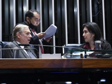 PSDB anuncia que Tasso é nome de consenso para ser vice de Simone Tebet