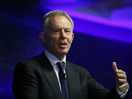 “Estamos chegando ao fim do domínio político e econômico ocidental”, reconhece Blair